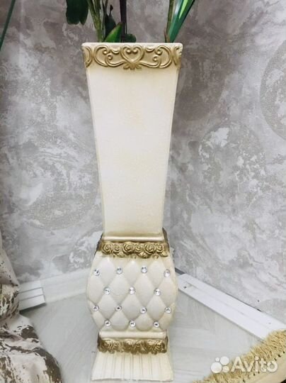 Ваза напольная с цветами