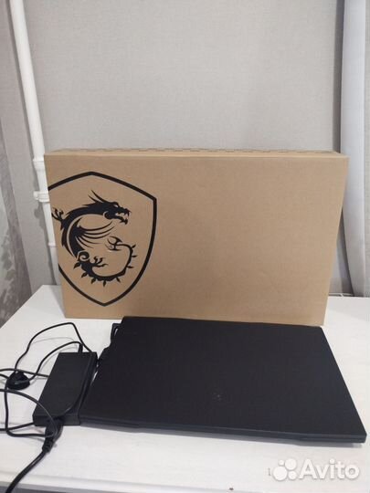 Ноутбук 17.3 MSI GF76 Katana GTX1650, DDR4 16гб