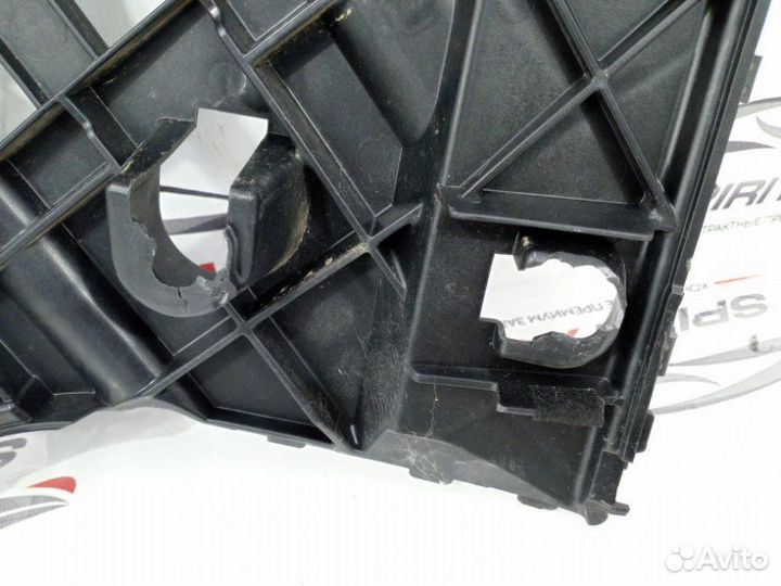 Кронштейн бампера задний правый Genesis Gv80 1