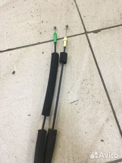 Замок дверной передний правый Toyota Camry V30