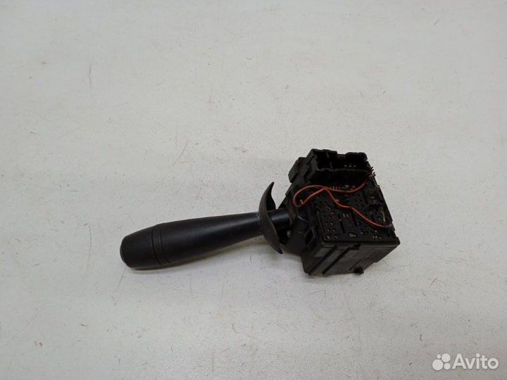 Переключатель стеклоочистителей Renault Logan 2