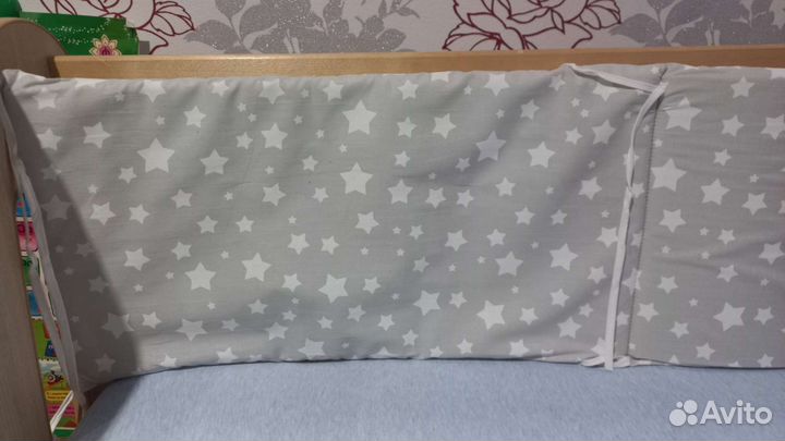 Бортики в кроватку