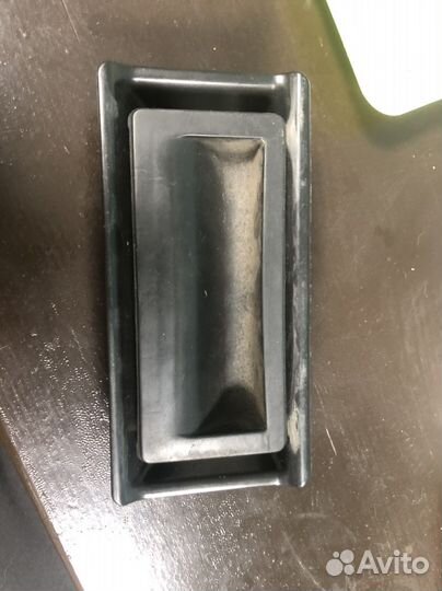 Кнопка багажника Фольксваген Джетта