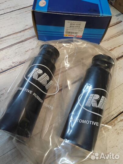 Пыльники амортизатора с отбойниками на Toyota