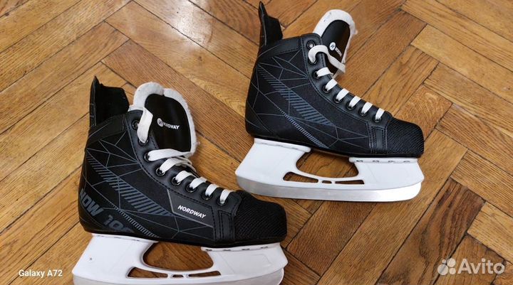 Коньки хоккейные для подростка Nordway размер 36