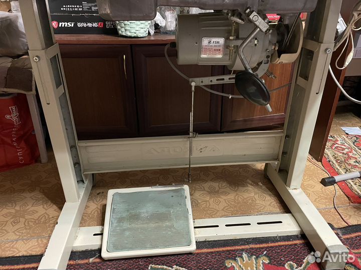 Швейная машина aurora