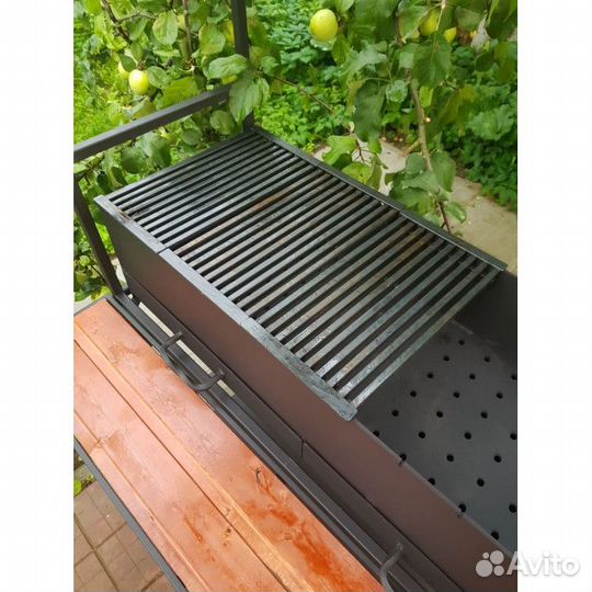 Мангал с крышей