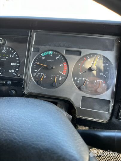 Автобетоносмеситель Nissan Diesel UD, 1996