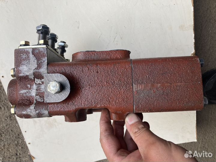 Гидрораспределитель мтз
