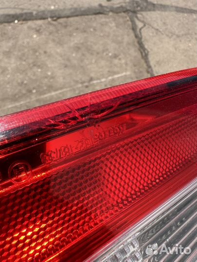 Фонарь крышки багажника Suzuki SX4 правый