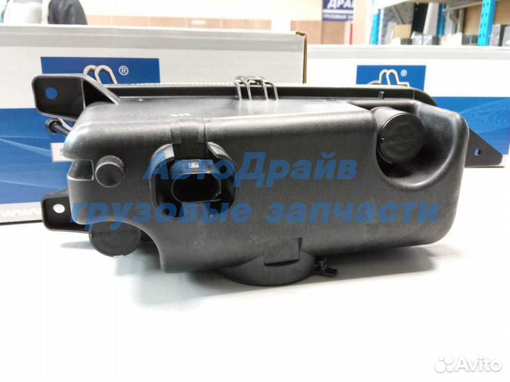 Фара противотуманная Мерседес Actros MP2 правая