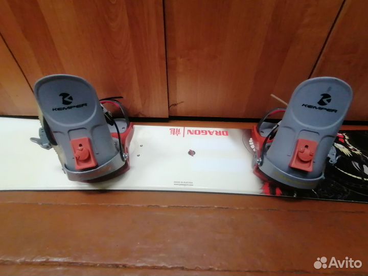 Комплект сноуборд, крепления, ботинки, очки