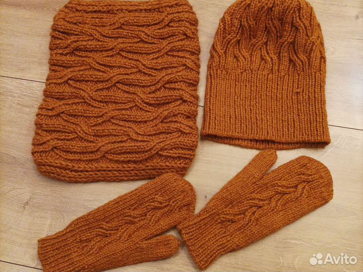 Вязанные комплекты ручной работы