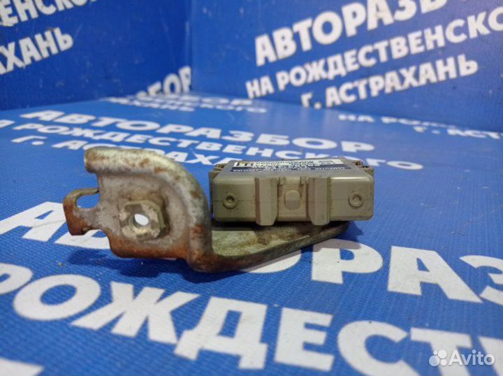 Блок управления светом Toyota Camry 40 седан