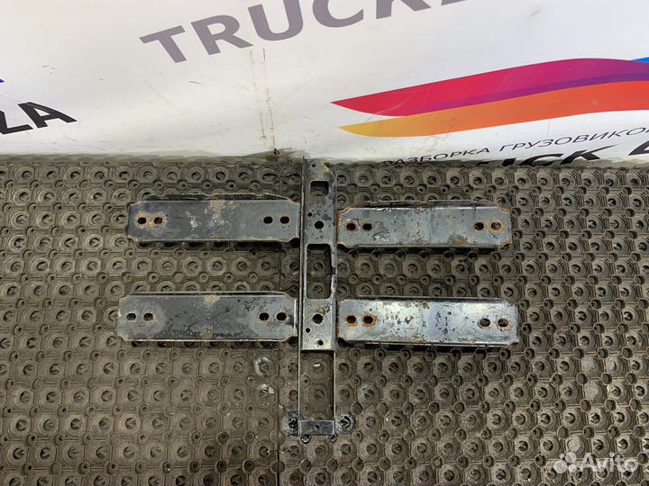 Кронштейн ящика акб Daf XF106