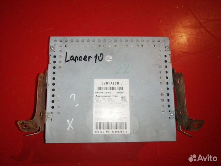 Магнитола Mitsubishi Outlander