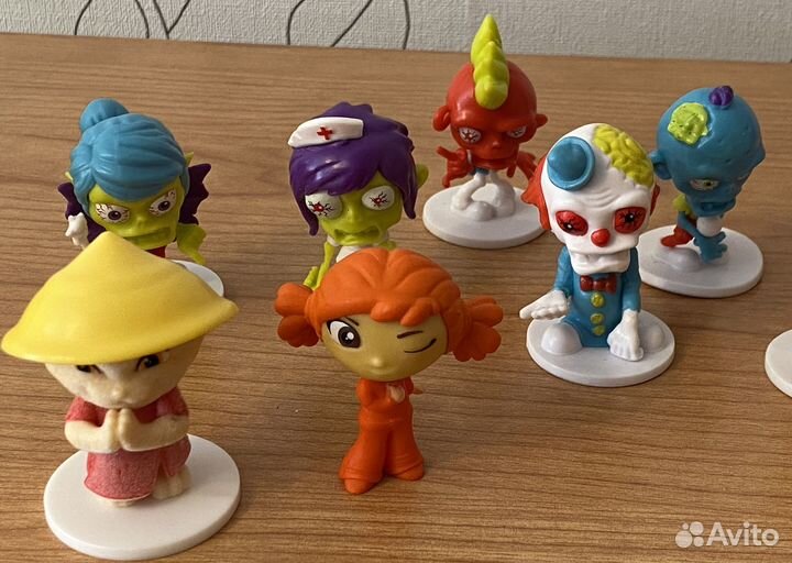 Фигурки разные из Sweet Box (Зомби и т.д.)