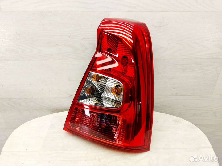 Фонарь задний правый Renault Logan 2009-2015