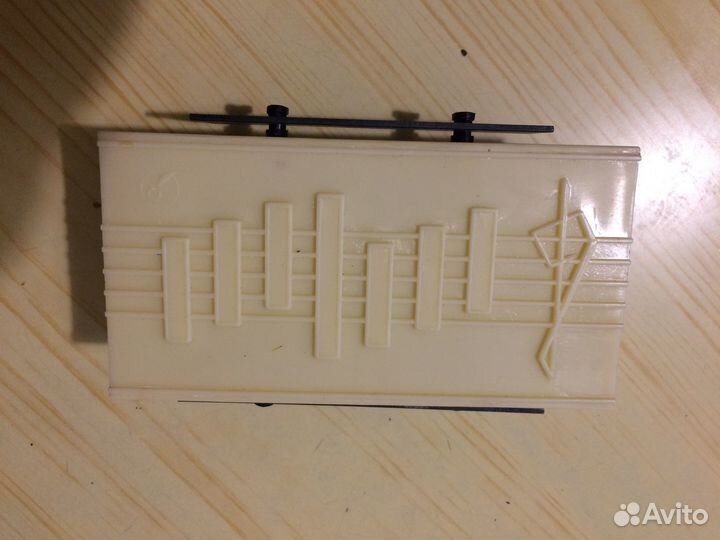 Звонок, ножики перочинные, футляры (СССР)