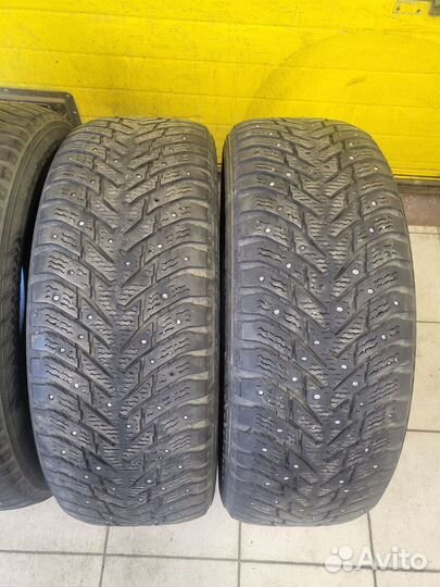 Nokian Tyres Hakkapeliitta 8 SUV 235/60 R18 107T