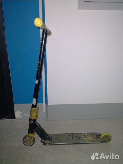 Трюковой самокат