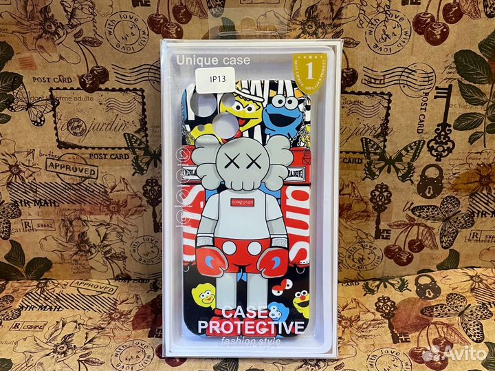 Чехол на iPhone