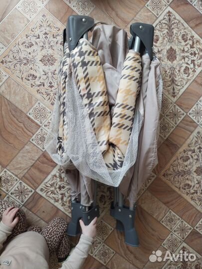 Манеж детский складной