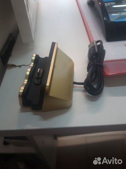 Зайрадка для телефона андроид айфон док-станция