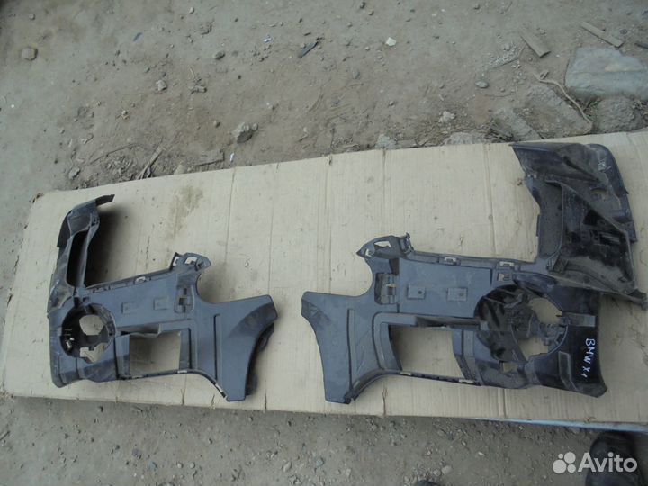 Кронштейн бампера переднего левый правый BMW X1F48