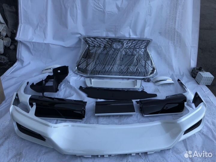 Бампер задний Lexus LX 570 оригинал