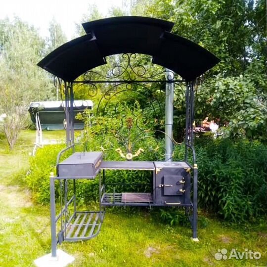 Мангальная зона с крышей