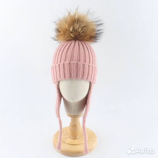Шапка зимняя с помпоном