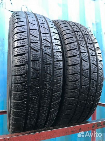 Pirelli Carrier Winter 235/65 R16C