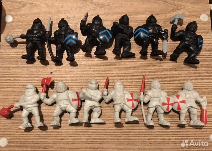 Замок-крепость Red Box, рыцари