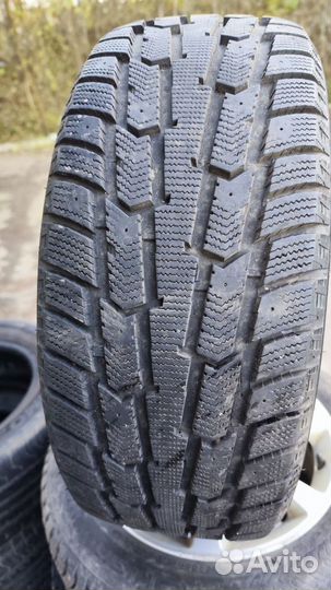 Jinyu YW90 215/50 R17 91T