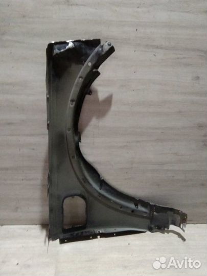 Крыло Land Rover Range Rover Discovery 3