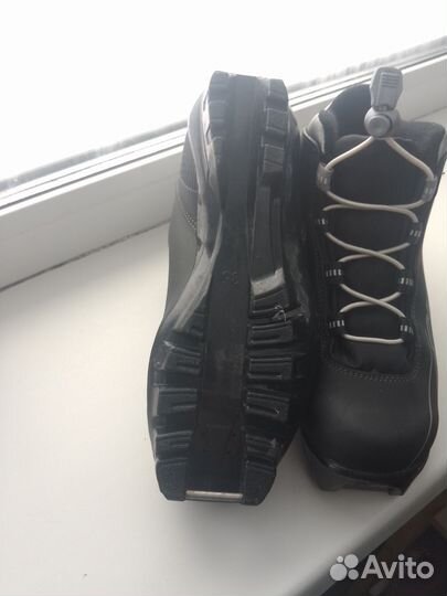 Лыжные ботинки детские 35