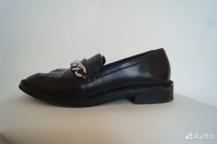 Лоферы женские Stradivarius 39