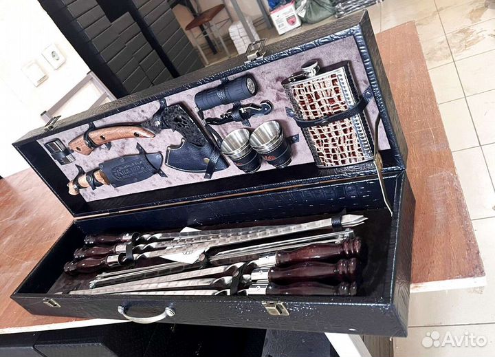 Набор подарочный для барбекю в чемодане