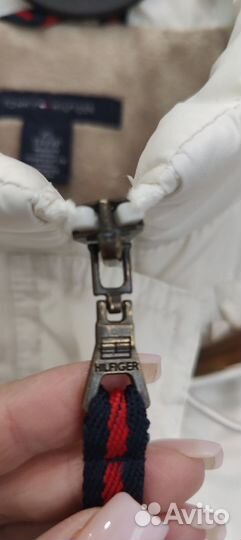 Tommy hilfiger пуховик женский S-M