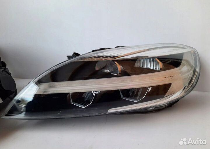 Volvo V40 фара диодная full led