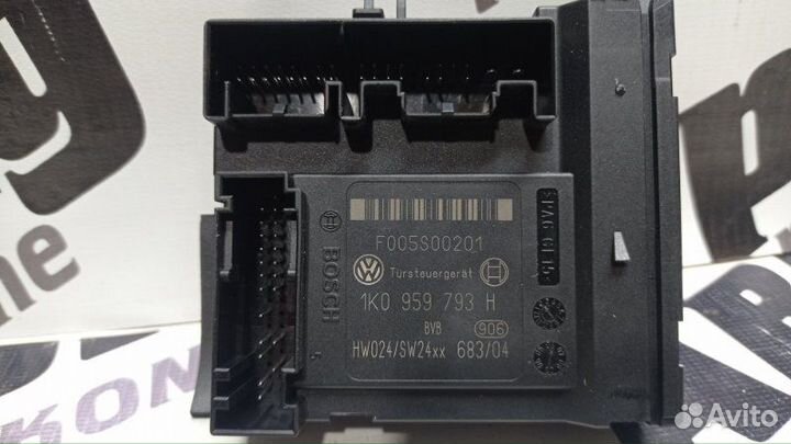 Блок управления стеклоподъемниками Volkswagen