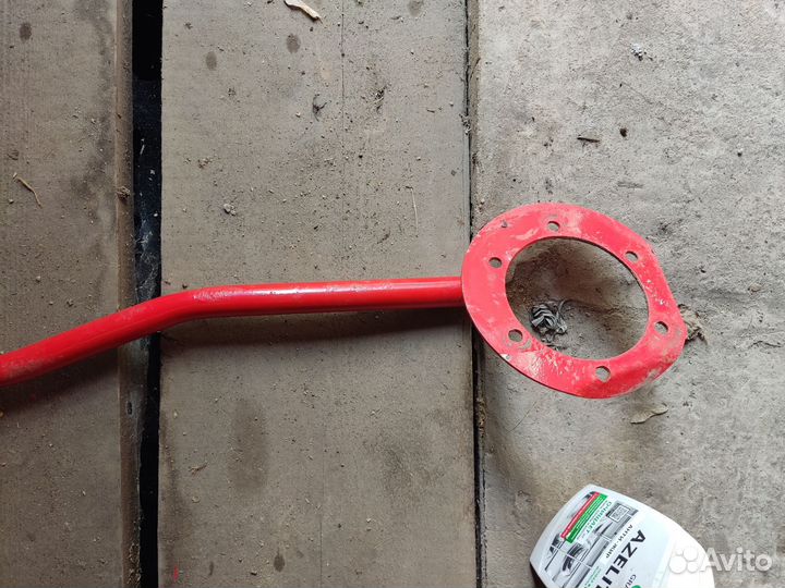 Растяжка передних стоек granta