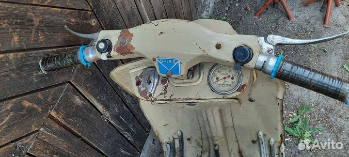 Мотороллер Вятка