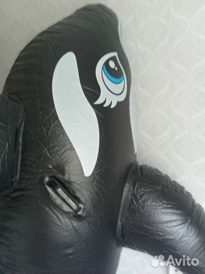 Надувная касатка для купания