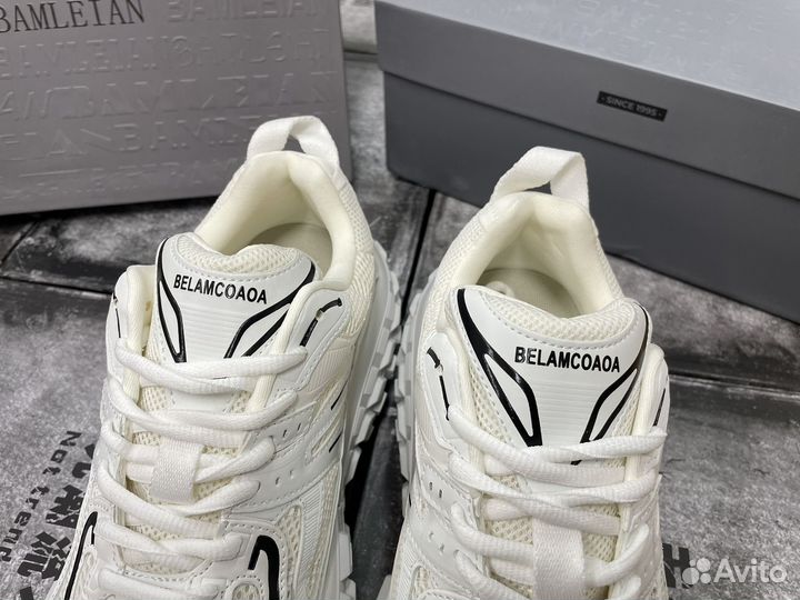 Balenciaga Defender Type White 43 size