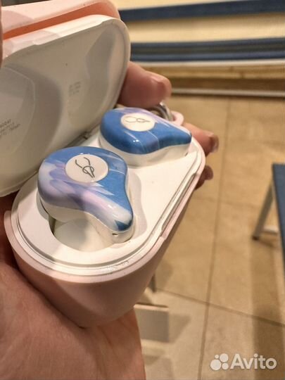 Беспроводные наушники