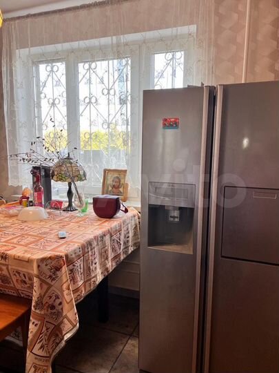 Комната 18 м² в 3-к., 2/17 эт.