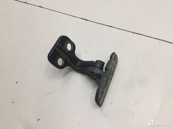 Петля двери передняя правая нижняя (Jaguar XJ)