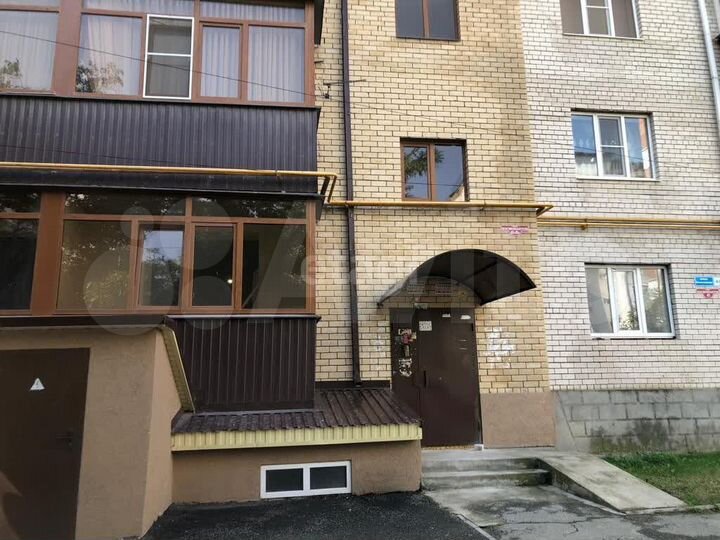 3-к. квартира, 95 м², 10/10 эт.